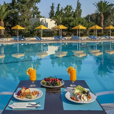 Kipriotis Hippocrates (adults Only) Pszalídi