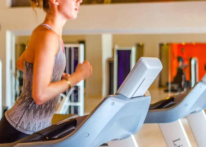 Kipriotis Hippocrates (adults Only)