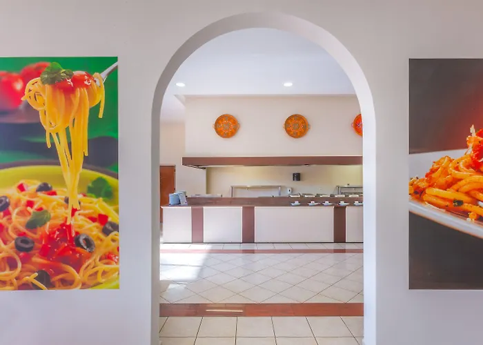 Kipriotis Hippocrates (adults Only)