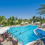 מלון Kipriotis Hippocrates (adults Only) 4*
